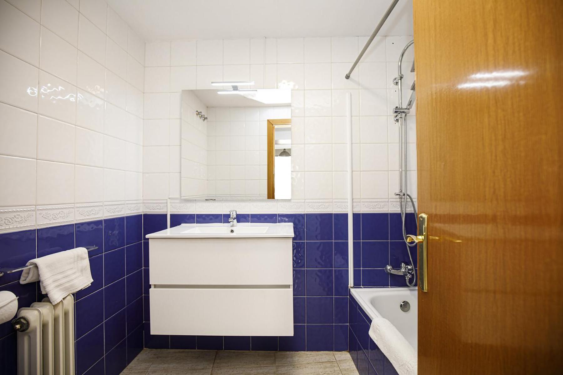 Apartamento Con Dos Grandes Terrazas En Жерона Екстер'єр фото